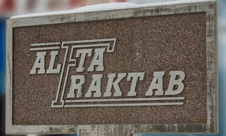 Skylt med texten Alfta Frakt